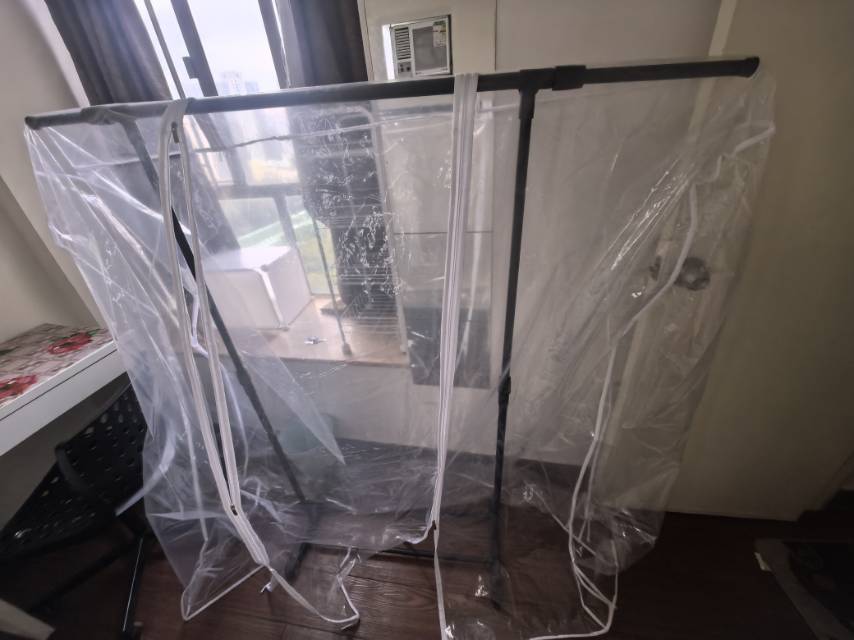 挂衣杆衣架包括防尘套