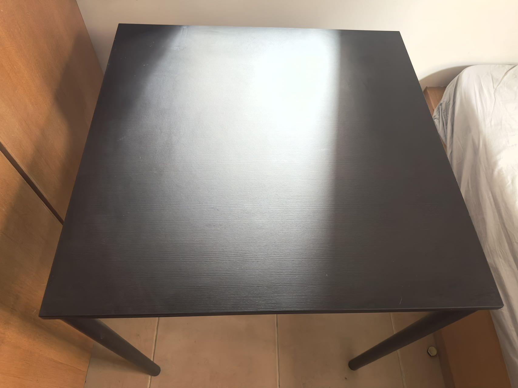 Ikea SANDBERG 方形桌子