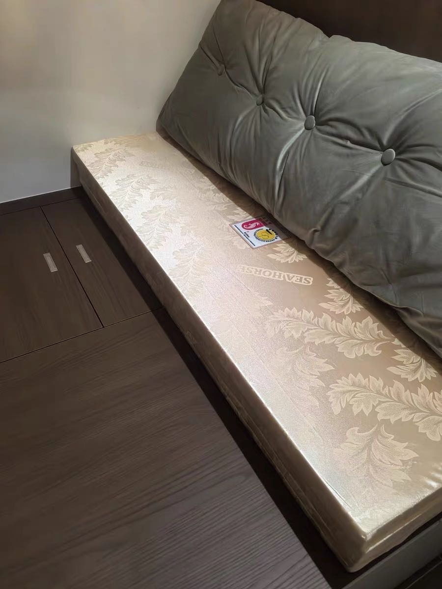 1.5m海马三折叠床垫