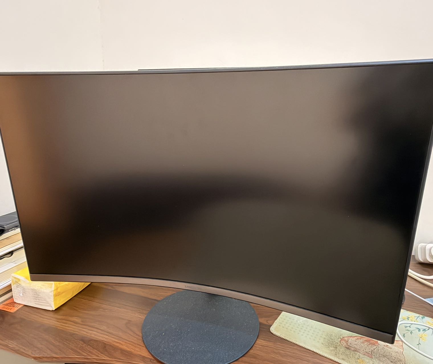 三星27寸曲面显示器