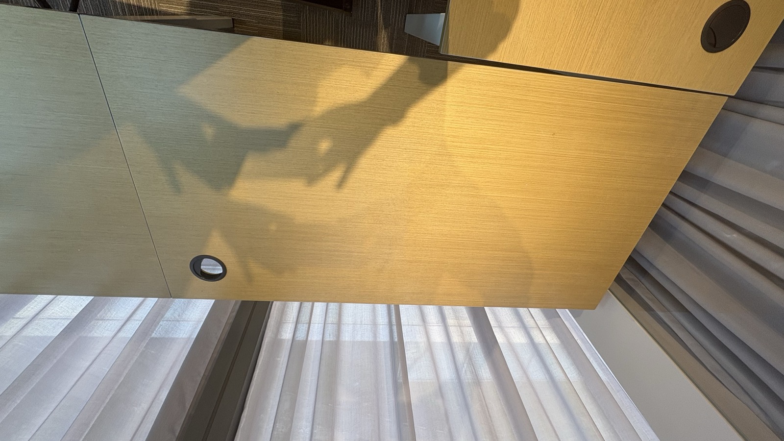 办公桌（270cm X 70cm）